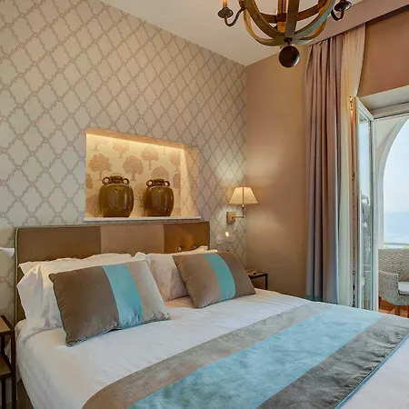 - Galidia Vila Sorrento