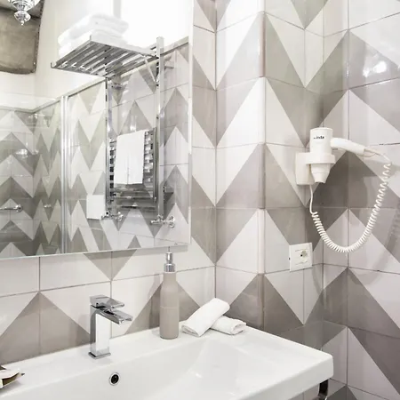 - Galidia * سورينتو